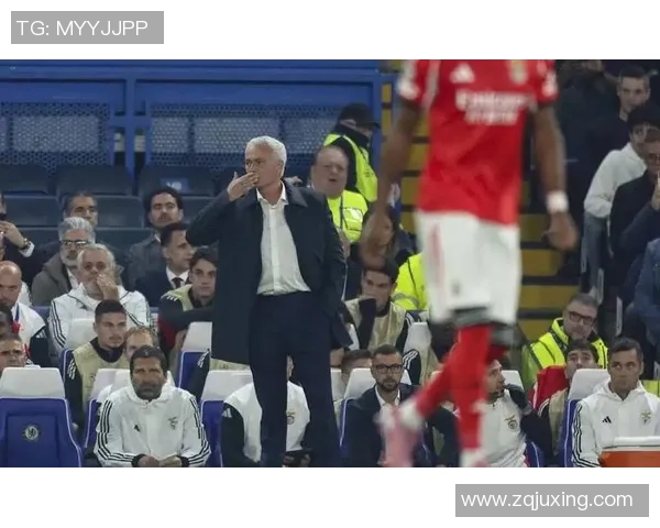 曼联小将接近与切尔西签约，穆里尼奥亲自点评新秀实力强劲