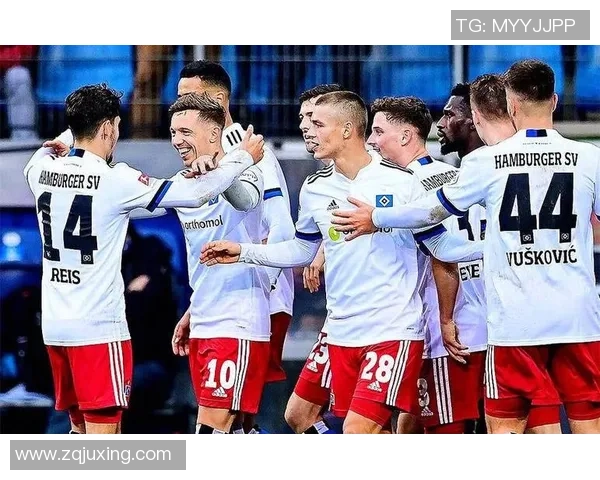 沃尔夫斯堡客场大胜法兰克福登顶德甲积分榜